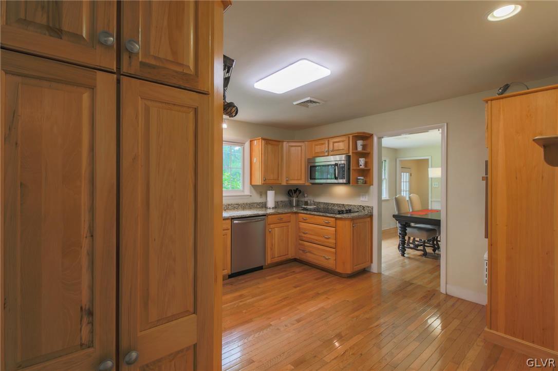 390 Wedgewood Road Bethlehem, PA 18017 - Photo 24 of 48 Gallery Image 24