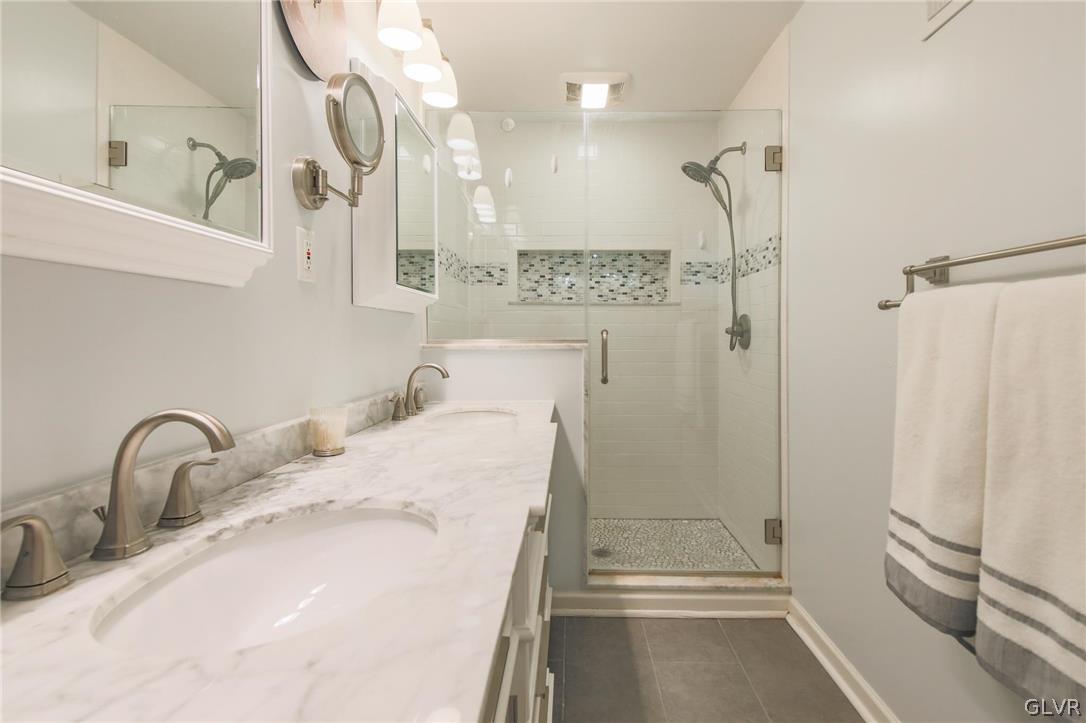 390 Wedgewood Road Bethlehem, PA 18017 - Photo 28 of 48 Master Bath