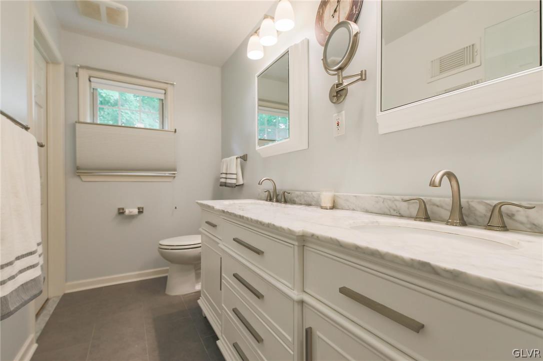 390 Wedgewood Road Bethlehem, PA 18017 - Photo 31 of 48 Gallery Image 31