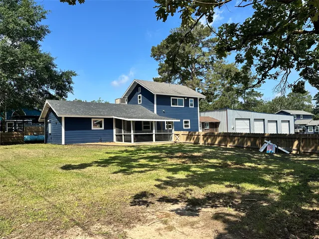 $379,000 | 195 Lakeside Drive, Zavalla, TX 75980