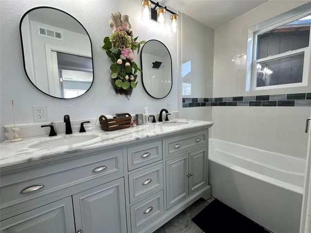 $379,000 | 195 Lakeside Drive, Zavalla, TX 75980