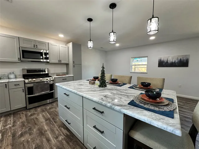 $379,000 | 195 Lakeside Drive, Zavalla, TX 75980