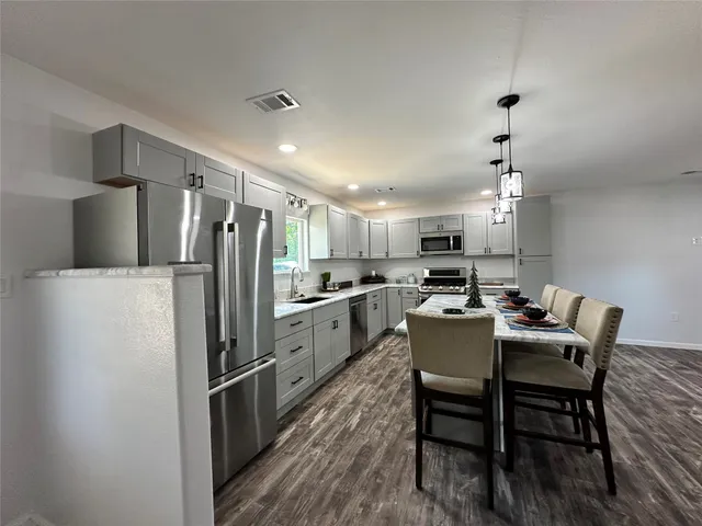 $379,000 | 195 Lakeside Drive, Zavalla, TX 75980