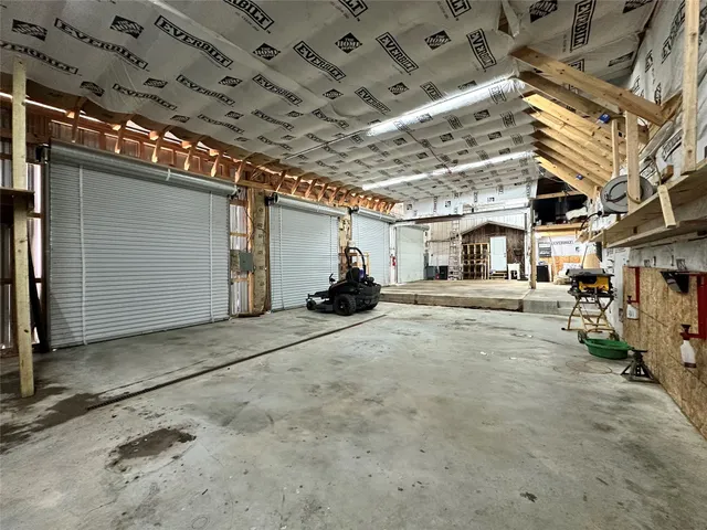 $379,000 | 195 Lakeside Drive, Zavalla, TX 75980