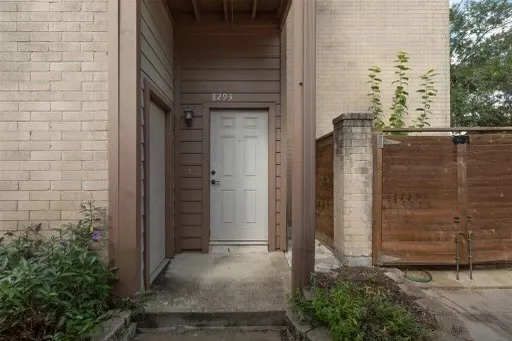 $1,250 | 8293 Sands Point Drive, Unit 185, Houston, TX 77036