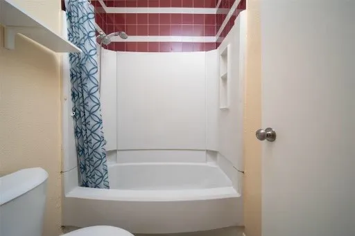 $1,250 | 8293 Sands Point Drive, Unit 185, Houston, TX 77036