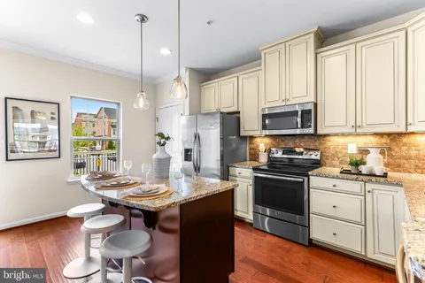 $415,000 | 840 Oldham Street, Baltimore, MD 21224