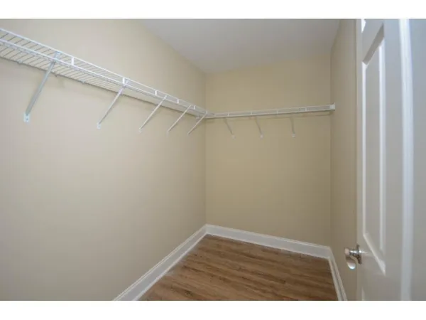 $1,900 | 2229 North Greenwood Drive, Unit 2, Johnson City, TN 37604