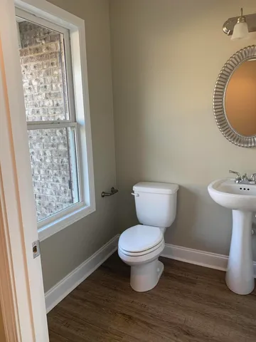 $1,900 | 2229 North Greenwood Drive, Unit 2, Johnson City, TN 37604