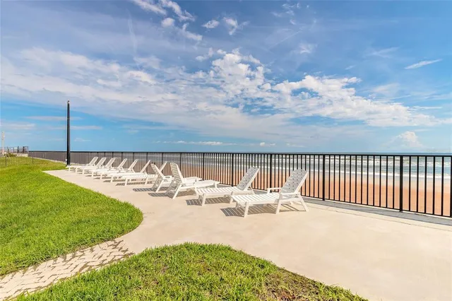 $625,000 | 1420 North Atlantic Avenue, Unit 601, Daytona Beach, FL 32118