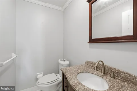 $399,000 | 101 Montgomery Avenue, Unit B2, Bala Cynwyd, PA 19004
