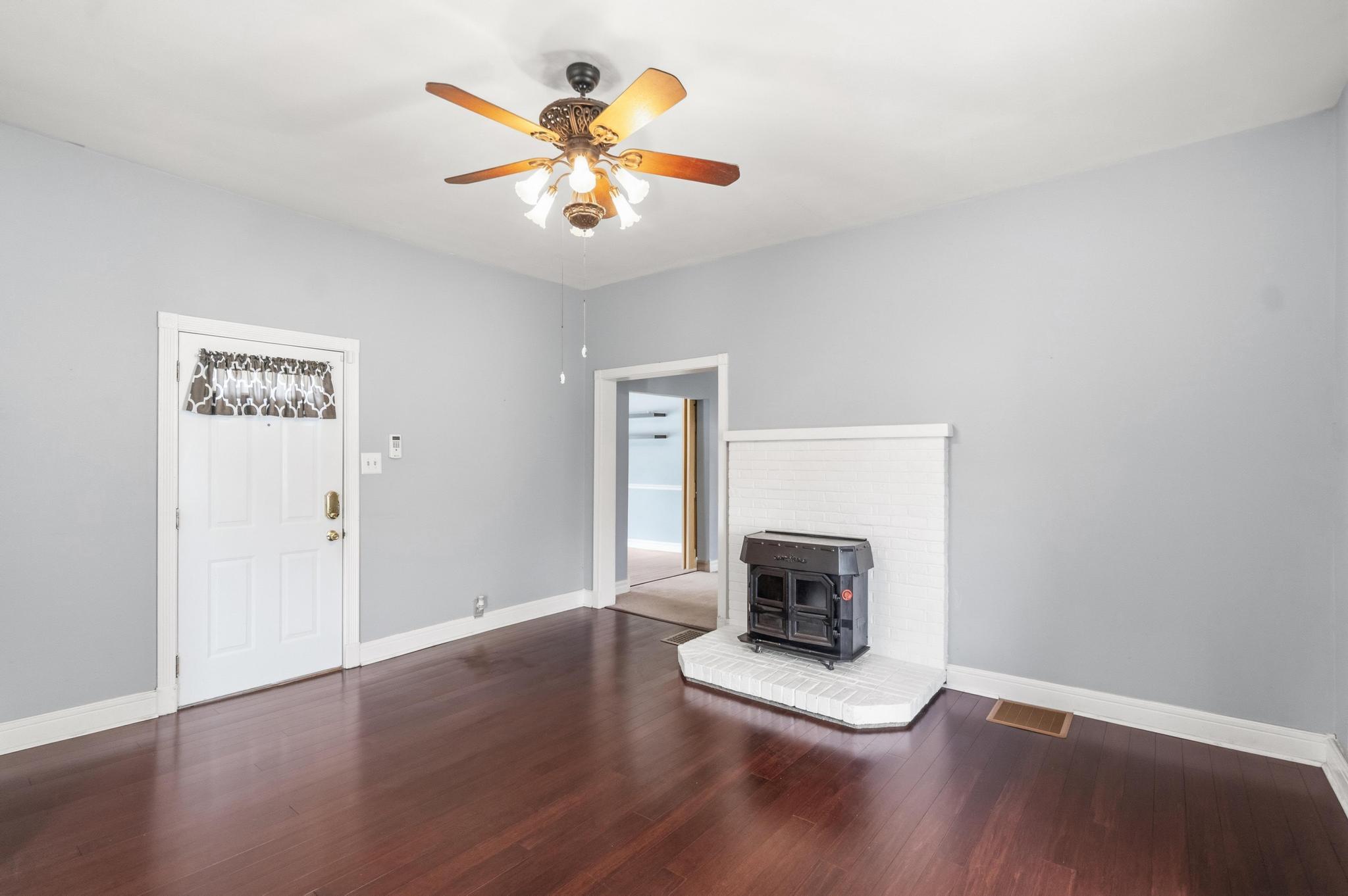 1160 Old State Road Covington, KY 41011 - Photo 5 of 31 DSC01775
