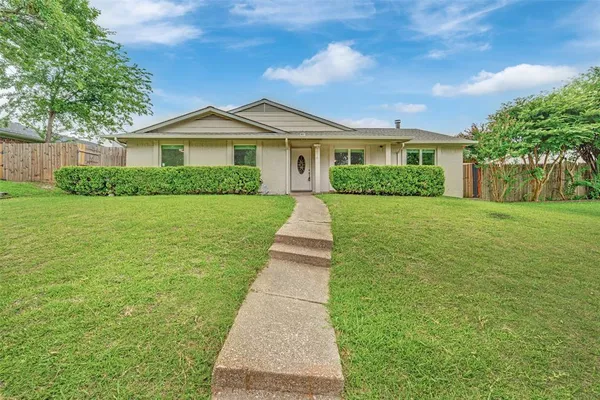 $325,000 | 1616 Choctaw Drive, Mesquite, TX 75149