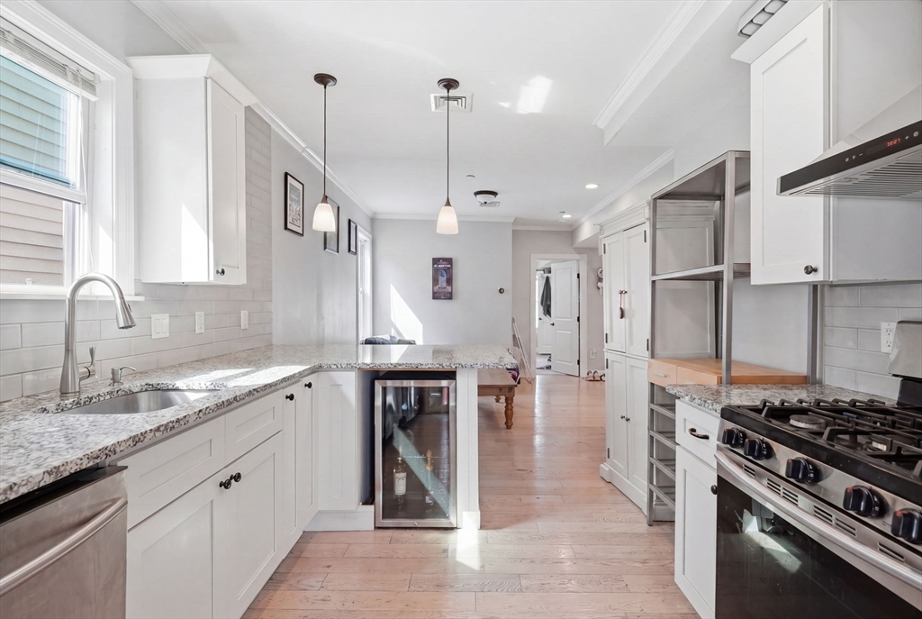30 Rawson Street Boston, MA 02125 - Photo 18 of 41
