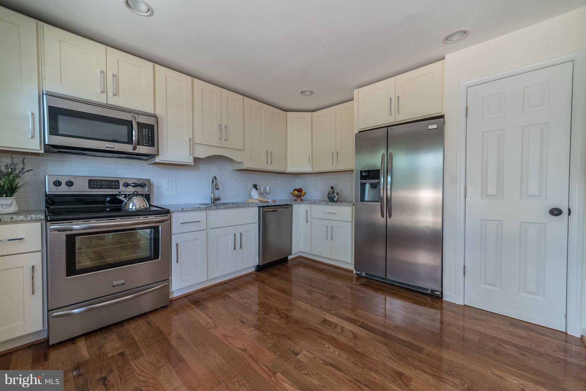 1048 Minnetonka Road Severn, MD 21144 - Photo 12 of 30 Kitchen