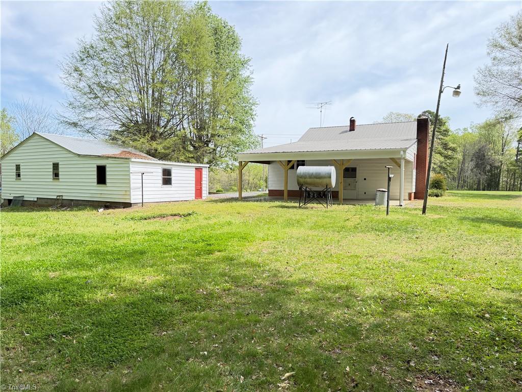 599 Cornatzer Road Mocksville, NC 27028 - Photo 8 of 39
