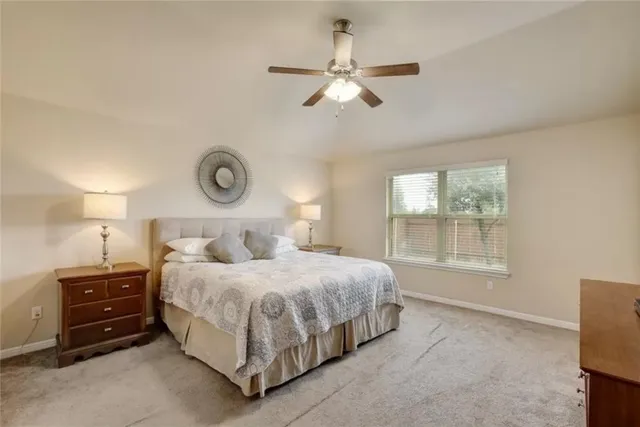 $2,350 | 372 Still Hollow Creek, Buda, TX 78610