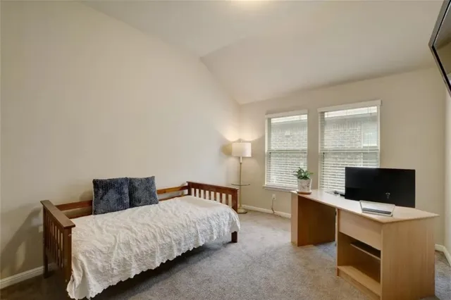 $2,350 | 372 Still Hollow Creek, Buda, TX 78610