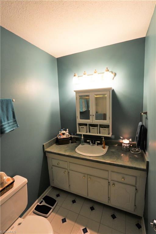1544 Hartman Road Lexington, NC 27295 - Photo 10 of 19 Gallery Image 10