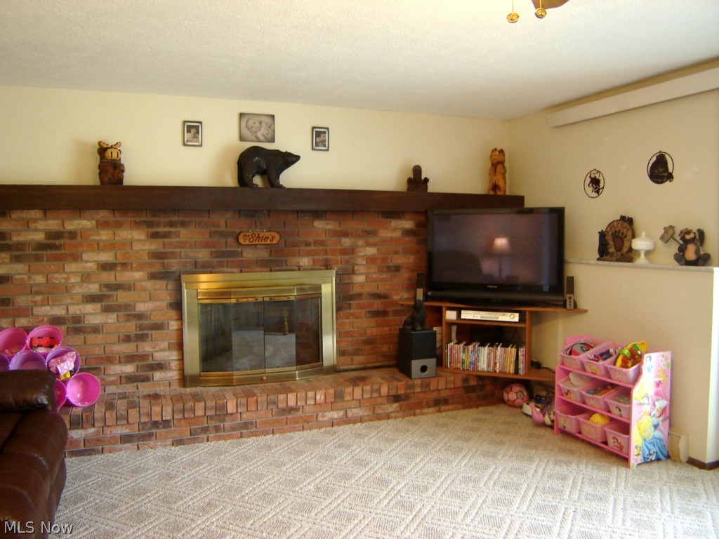35570 Neff Road Grafton, OH 44044 - Photo 5 of 10 Gallery Image 5