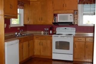 3722 Keagy Road Roanoke, VA 24018 - Photo 15 of 50 Kitchen, Beautiful Floors