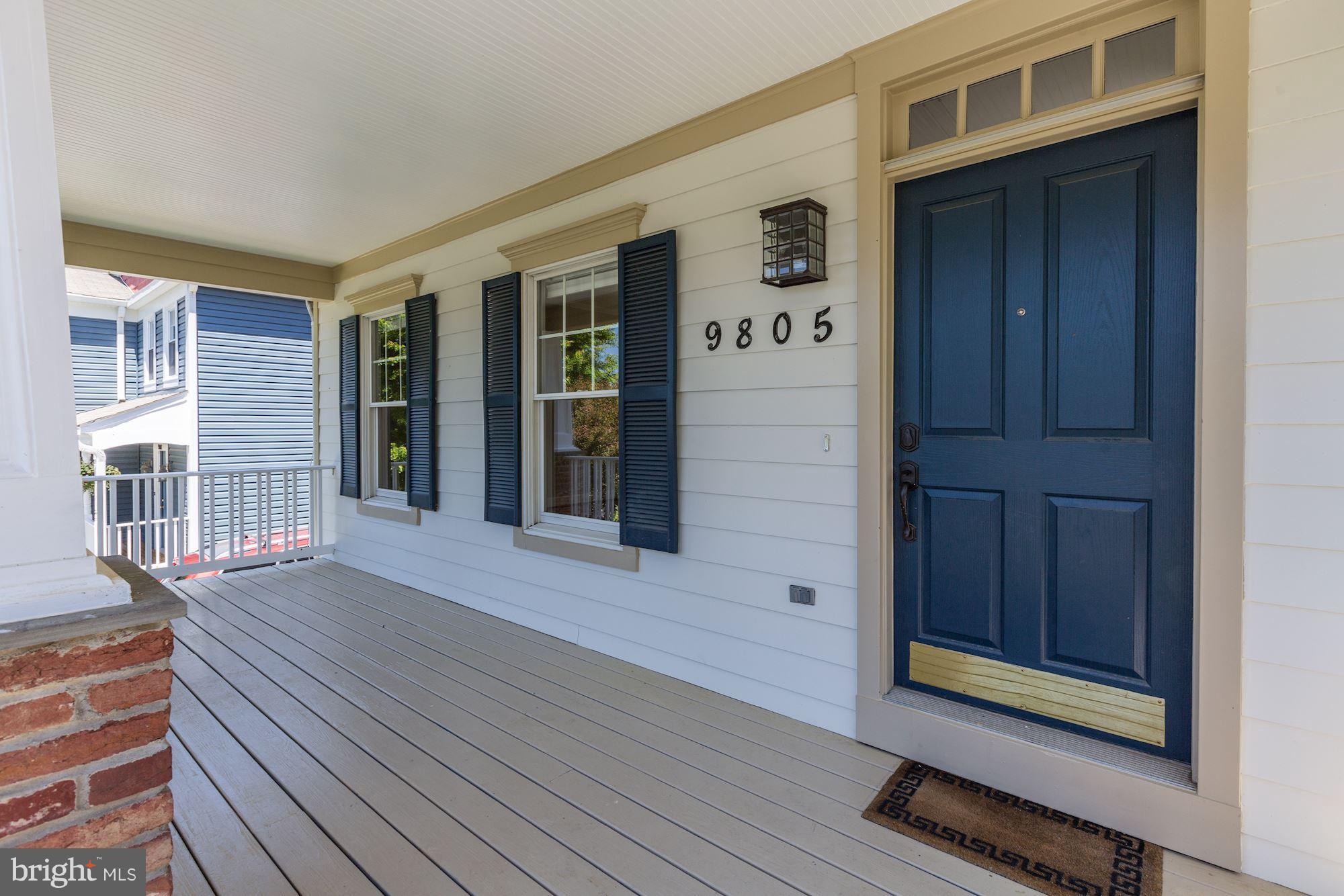 9805 Hollow Glen Place Silver Spring, MD 20910 - Photo 3 of 27 Front Porch