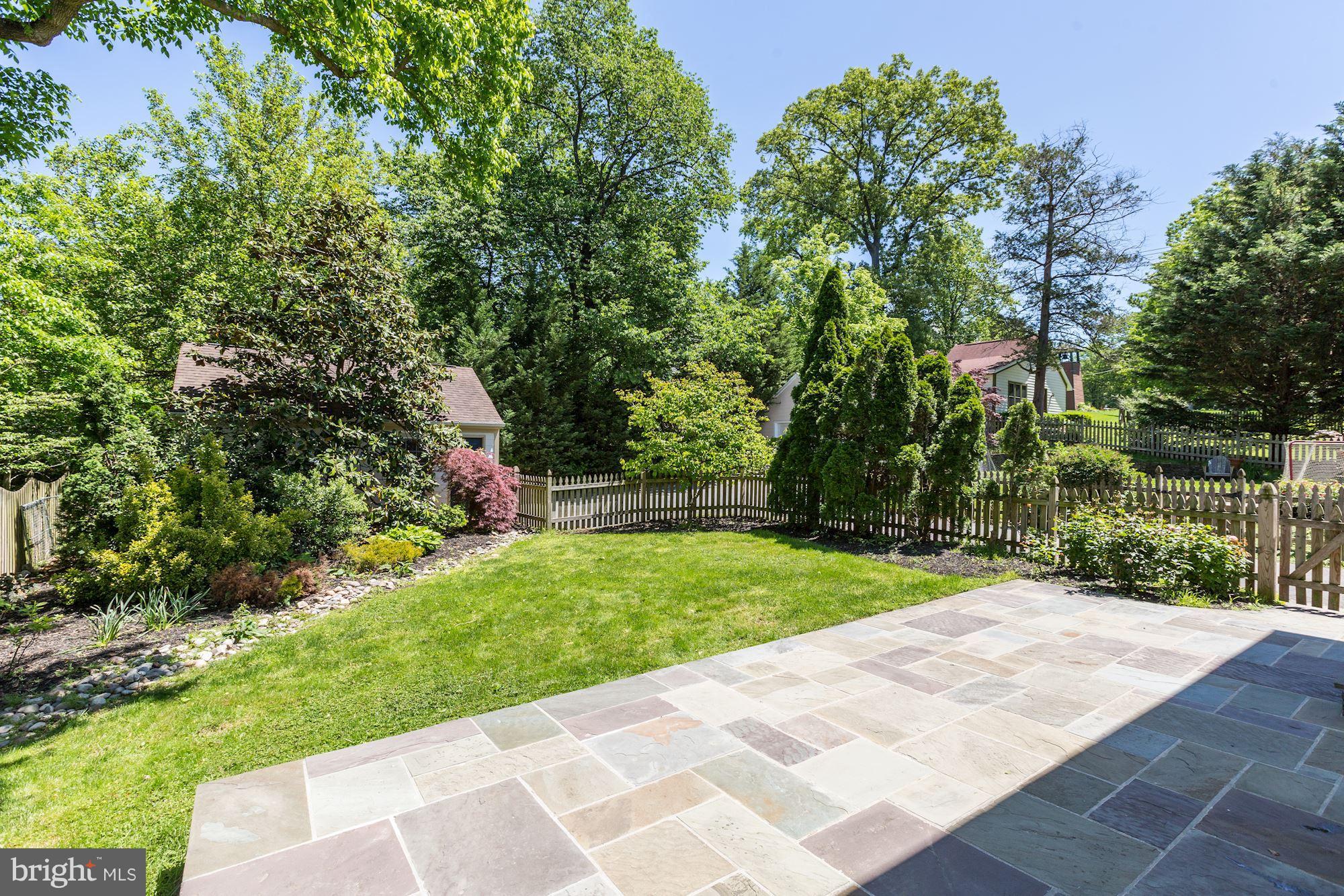 9805 Hollow Glen Place Silver Spring, MD 20910 - Photo 26 of 27 Rear Patio and Yard