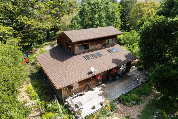 $2,180,000 | 7 Linsdale Lane, Point Reyes Station, CA 94956