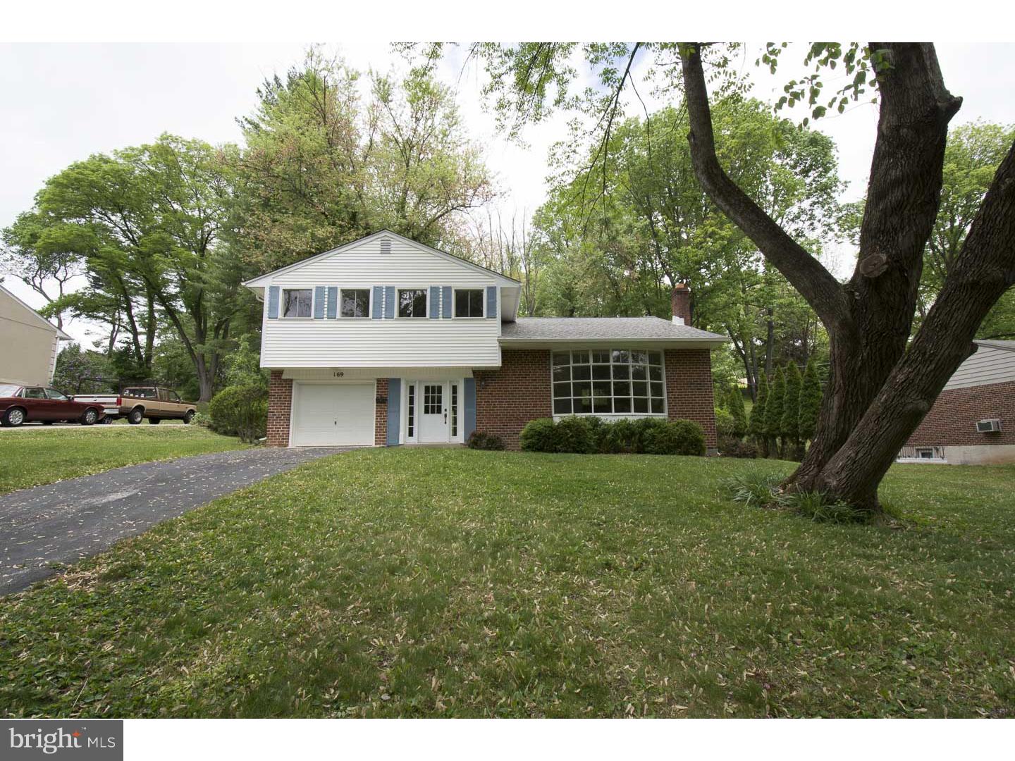 169 Mansion Road Newtown Square, PA 19073 - Photo 1 of 19 Exterior Front