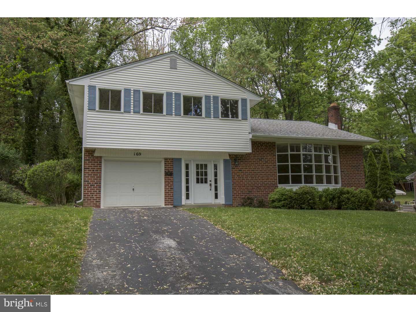 169 Mansion Road Newtown Square, PA 19073 - Photo 2 of 19 Exterior Front