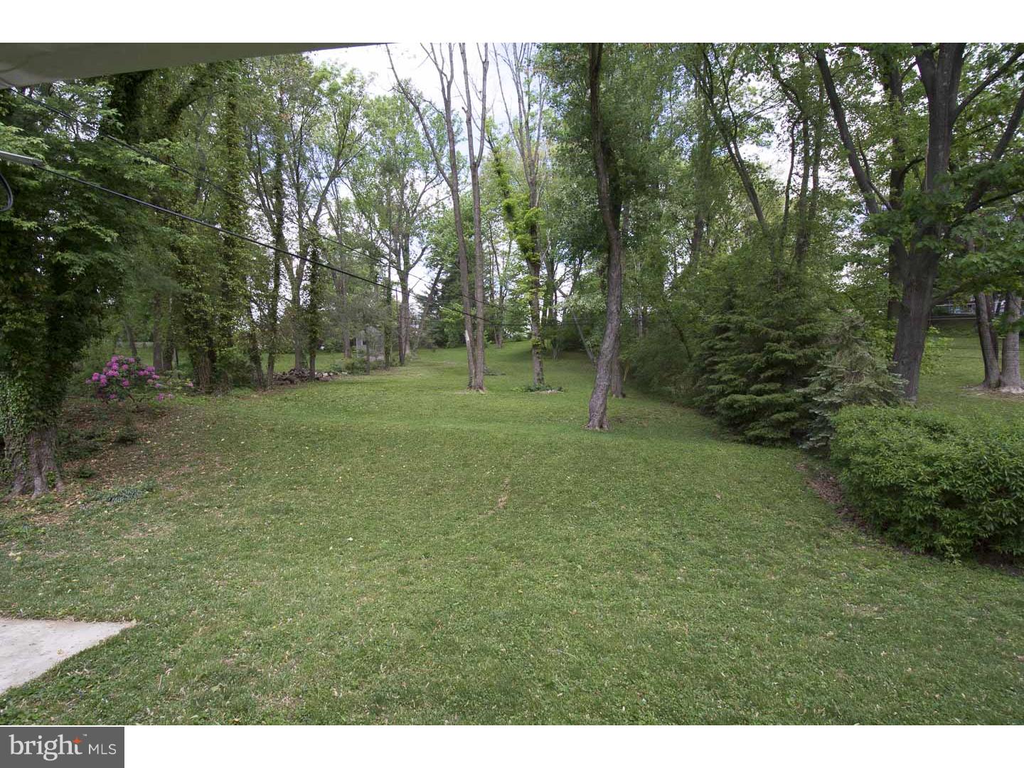 169 Mansion Road Newtown Square, PA 19073 - Photo 16 of 19 Exterior Back