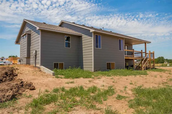 $347,400 | 2592 New Spg Court, Derby, KS 67037