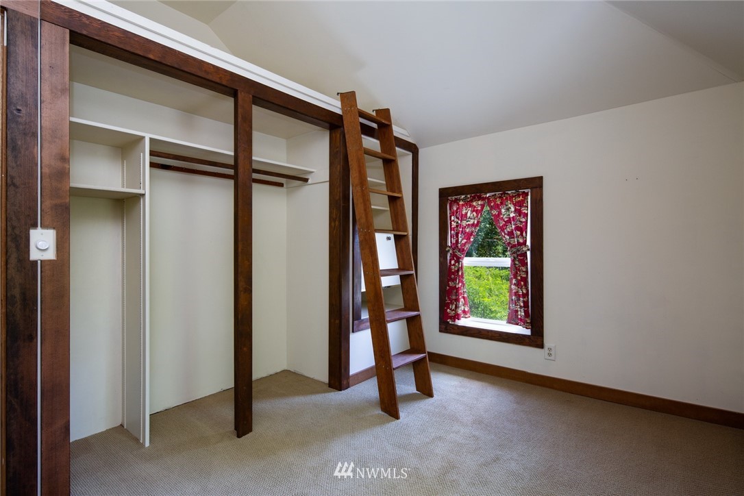 5413 Barr Road Ferndale, WA 98248 - Photo 25 of 40 a view of an empty room with a window