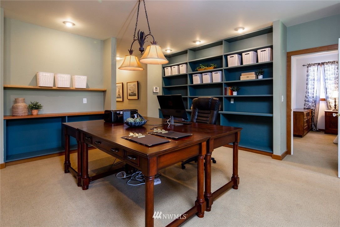 5413 Barr Road Ferndale, WA 98248 - Photo 9 of 40 a view of a workspace with furniture