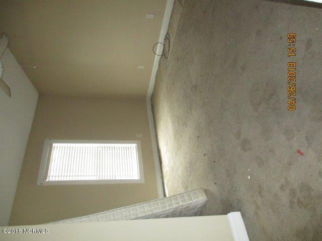 5528 Scuppernong Road Wilson, NC 27893 - Photo 4 of 9 5528 Scuppernong master bdrm