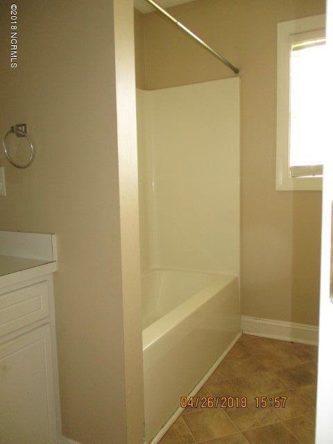 5528 Scuppernong Road Wilson, NC 27893 - Photo 8 of 9 5528 Scuppernong bath