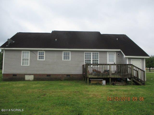 5528 Scuppernong Road Wilson, NC 27893 - Photo 9 of 9 5528 Scuppernong rear