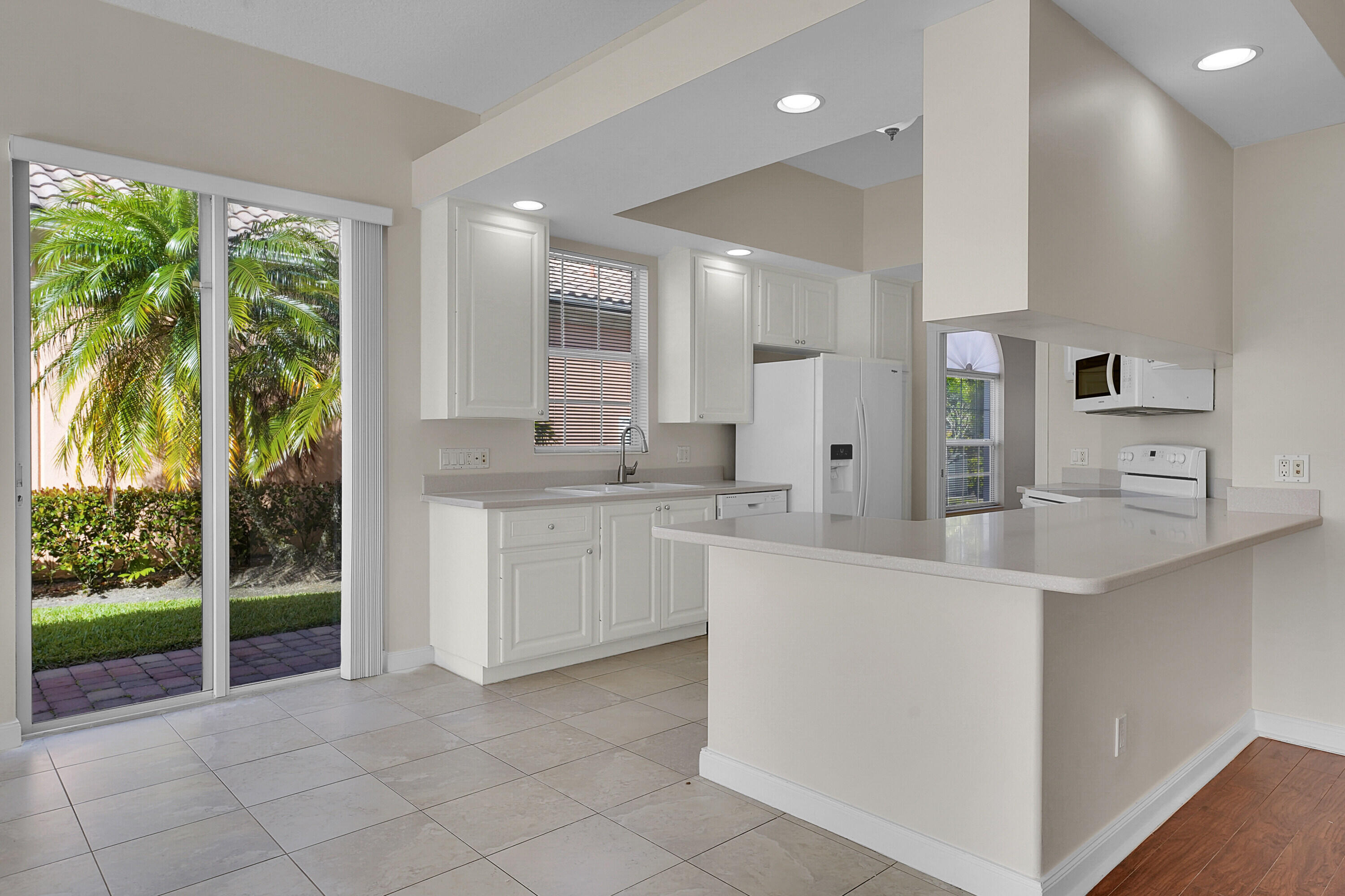 11427 Southwest Rockingham Drive Port St. Lucie, FL 34987 - Photo 11 of 22 20240413135139500292000000-o