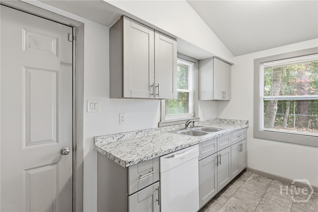 612 Northbrook Road Savannah, GA 31419 - Photo 15 of 31