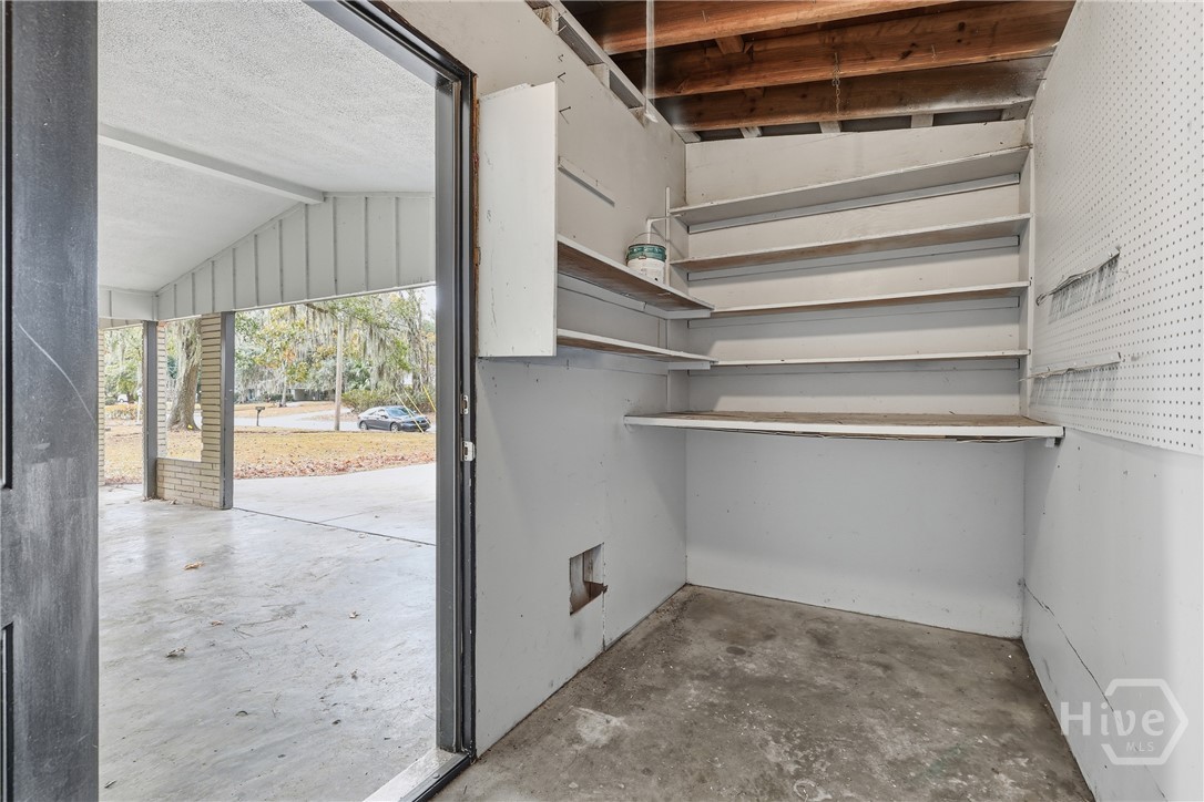 612 Northbrook Road Savannah, GA 31419 - Photo 5 of 31