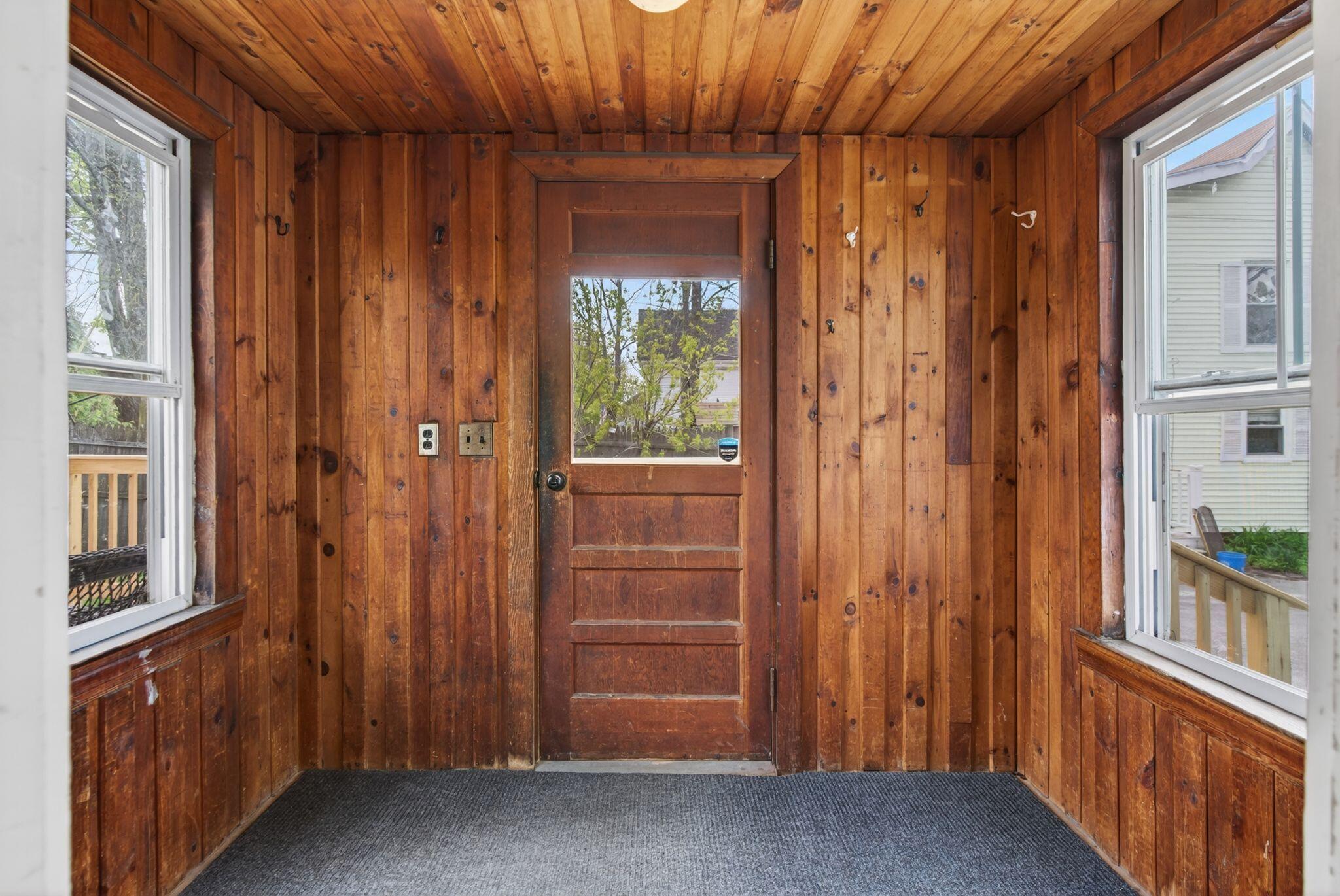 20 Giles Street Westbrook, ME 04092 - Photo 6 of 55 Unit 2 - Entry / Mudroom