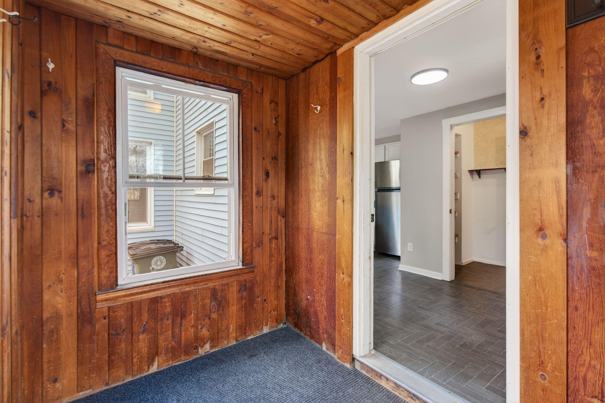 20 Giles Street Westbrook, ME 04092 - Photo 7 of 55 Unit 2 - Entry / Mudroom