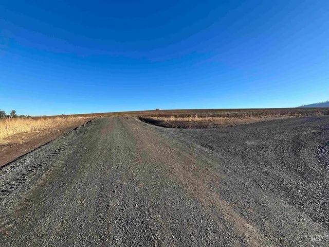 $235,000 | Tbd Tbd Gray Lane, Unit 3, Viola, ID 83872