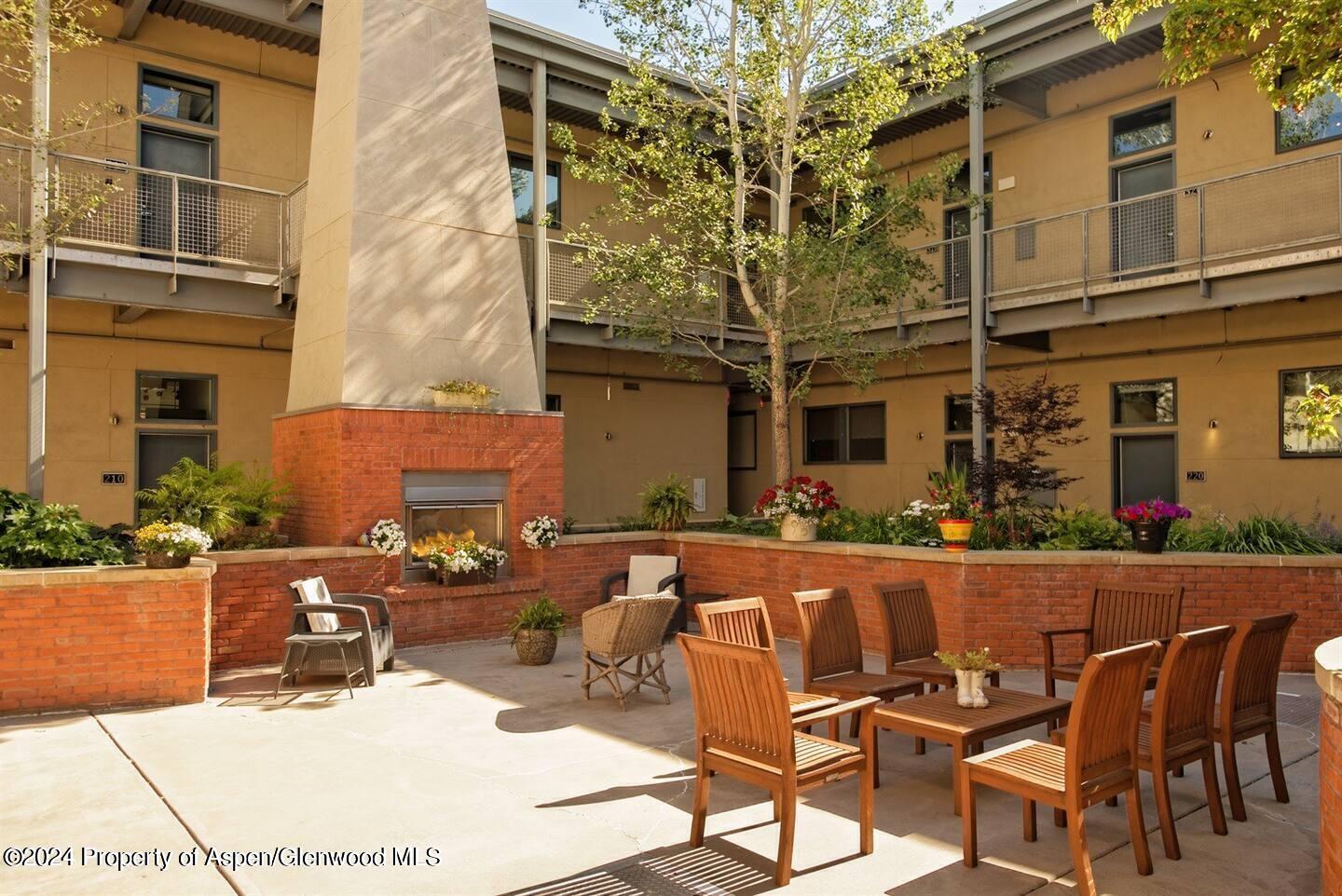 361 Robinson Street, Unit 336 Basalt, CO 81621 - Photo 14 of 16 DECK