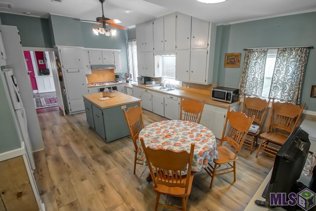 213 Richey Street New Roads, LA 70760 - Photo 9 of 24 Kitchen - Breakfast Area