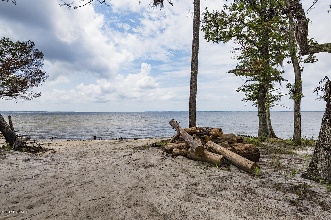 621 Becton Road Havelock, NC 28532 - Photo 36 of 43 Perfect For Bonfires!