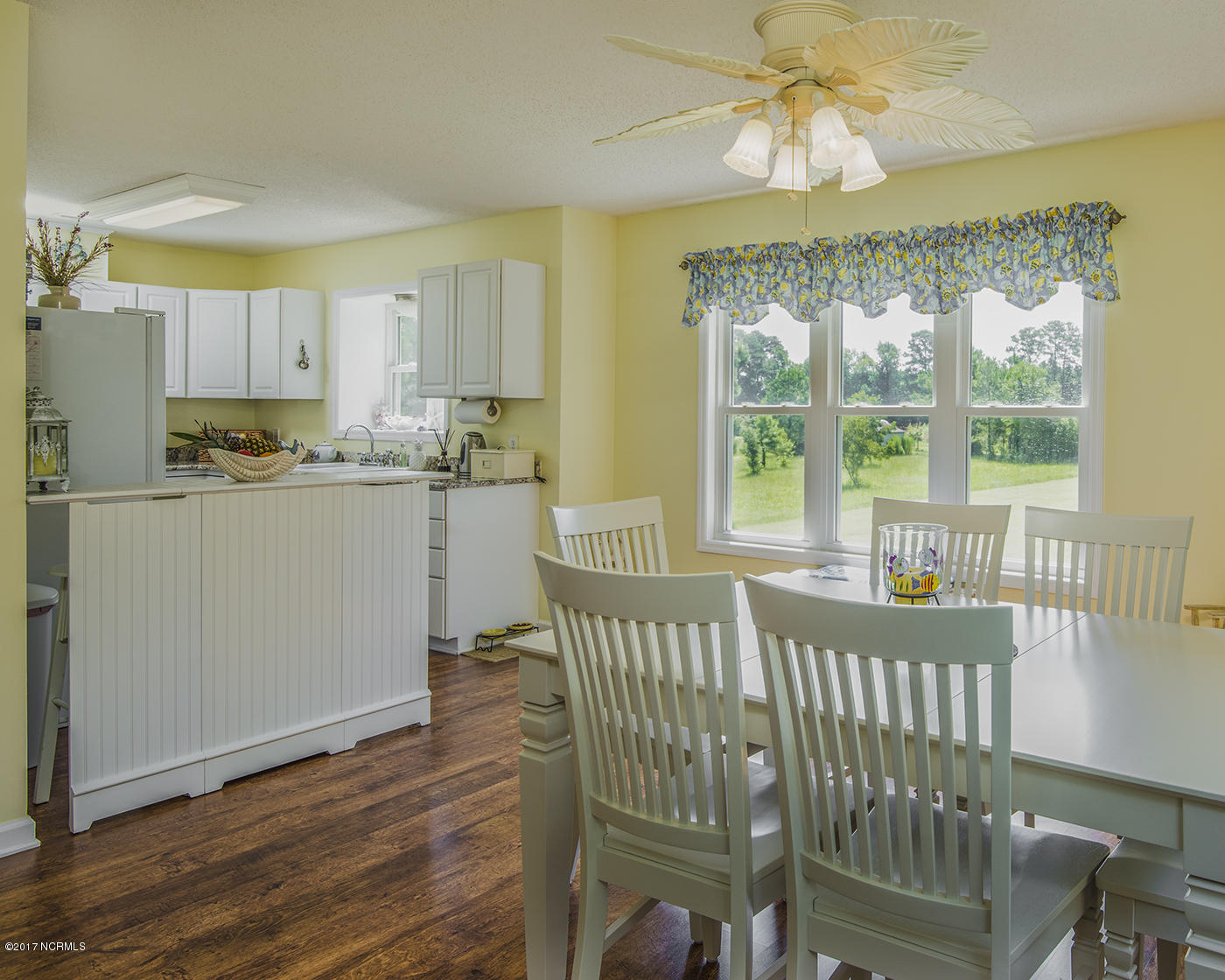 621 Becton Road Havelock, NC 28532 - Photo 8 of 43 Dining Area