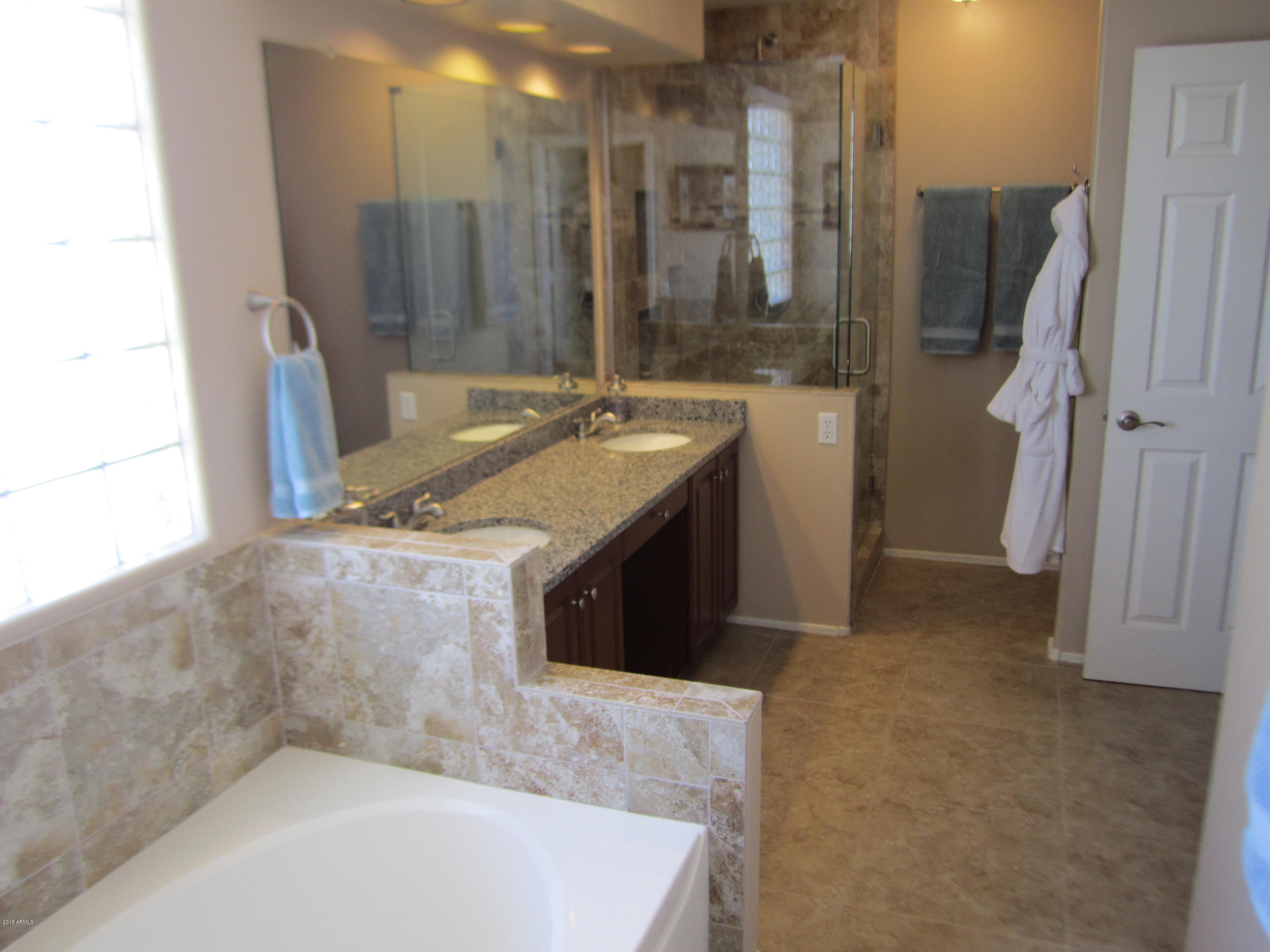 4637 East Frye Road Phoenix, AZ 85048 - Photo 13 of 46 IMG_2020