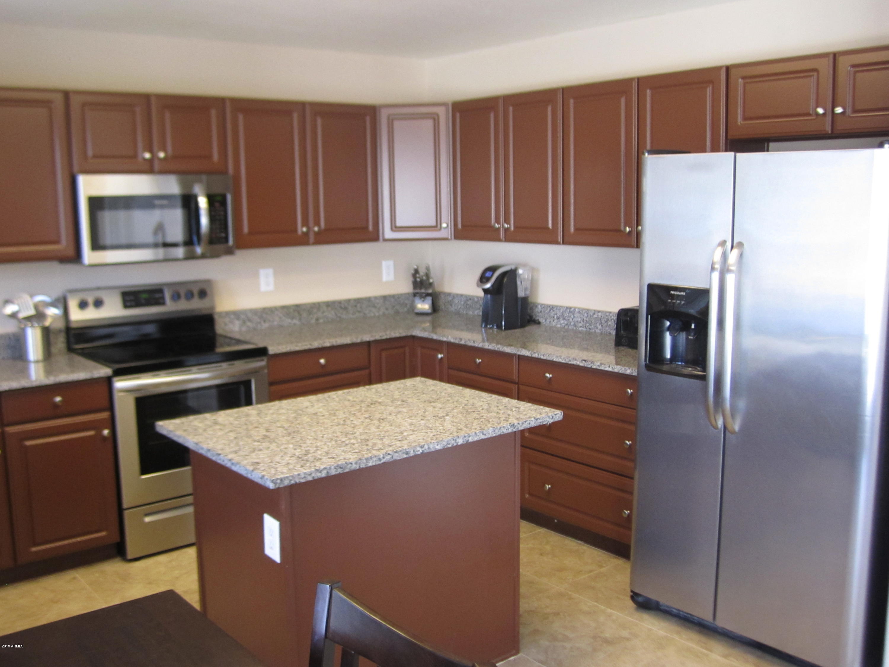 4637 East Frye Road Phoenix, AZ 85048 - Photo 3 of 46 IMG_2054