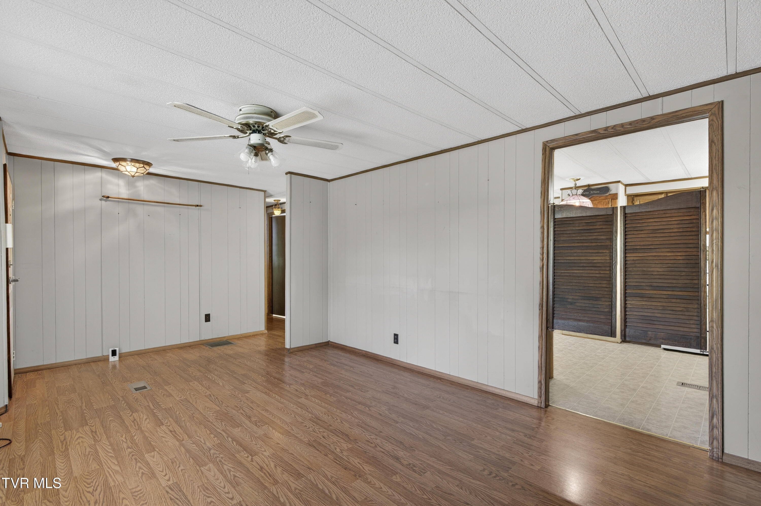 714 Allison Gap Road Saltville, VA 24370 - Photo 7 of 24 714-Allison-Gap-Rd-VA Cynthia-Routon-18